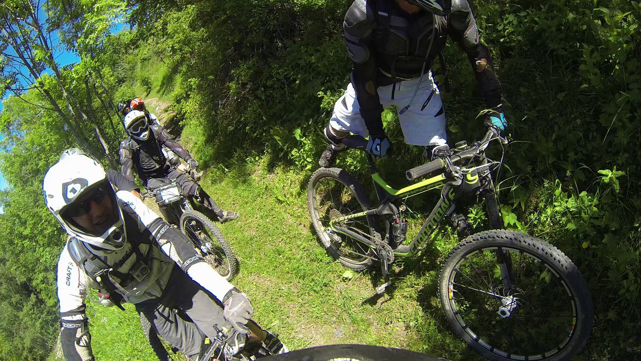 Test du Jekyll Team Carbone 27.5 de 2015 aux 2 Alpes en juin 2014