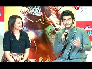 Sonakshi Sinha and Arjun Kapoor's react on Varun Dhawan's take on their link-up rumours