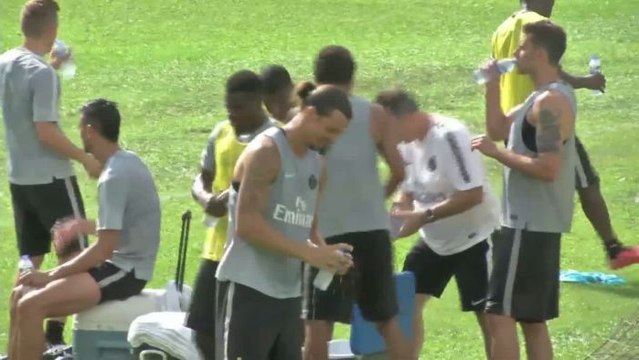 FOOT - L1 - PSG : Paris s'amuse en tournée