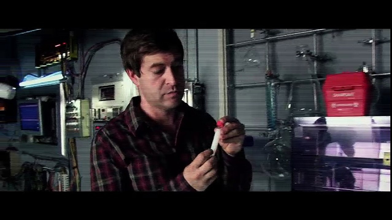 Official TrailerThe Lazarus Effect (2015)