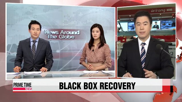 Divers retreive single black box from AirAsia wreckage