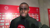 FOOT - L1 - SR - Oniangué : «On ne se prend pas la tête»