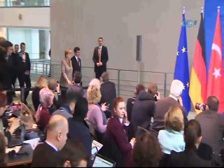 "İslam ile terör yan yana gelmez"