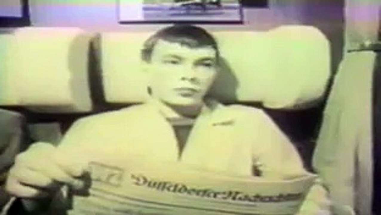 KRAFTWERK  _  TRANS EUROPA EXPRESS VIDEO CLIP