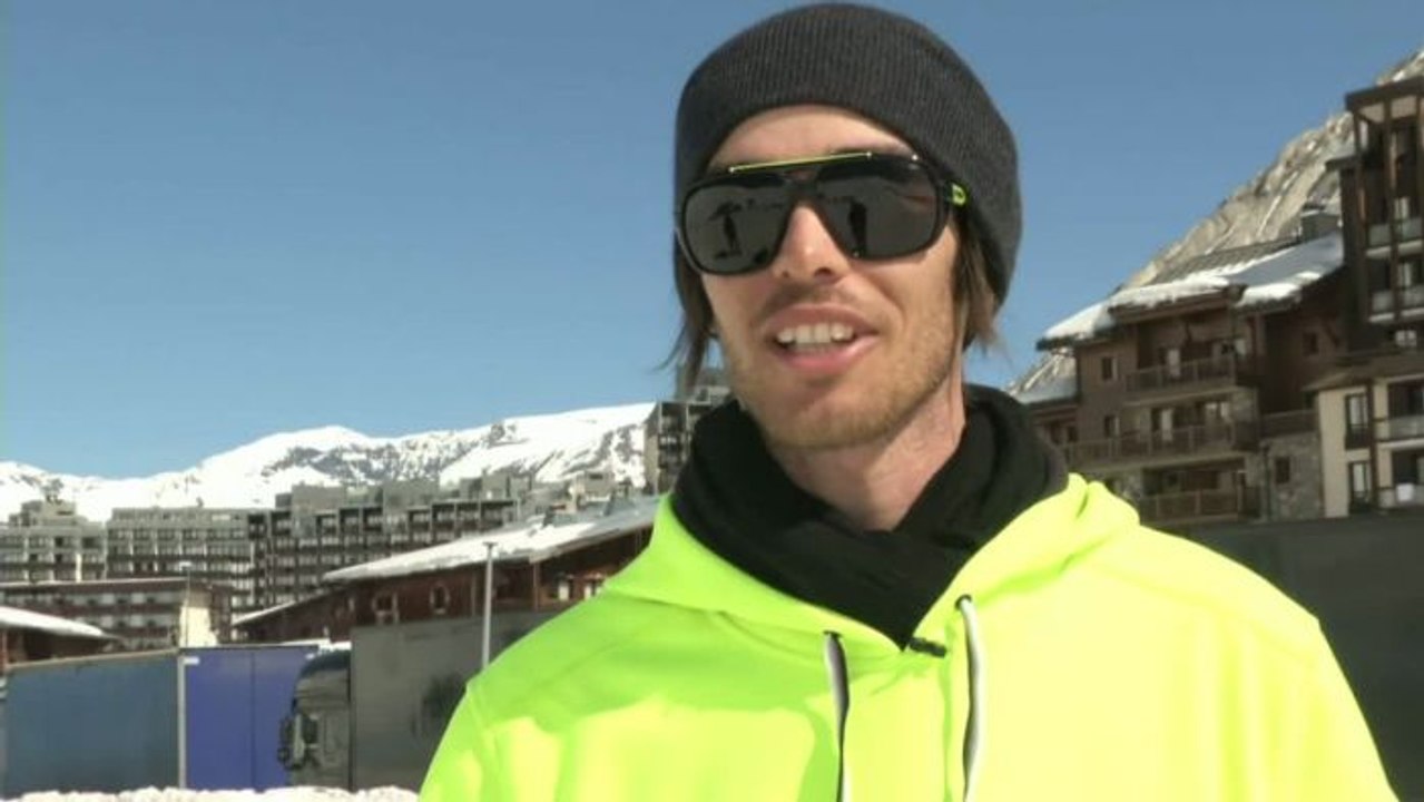 SKI FREESTYLE - HALF-PIPE : Kévin Rolland redescend sur terre
