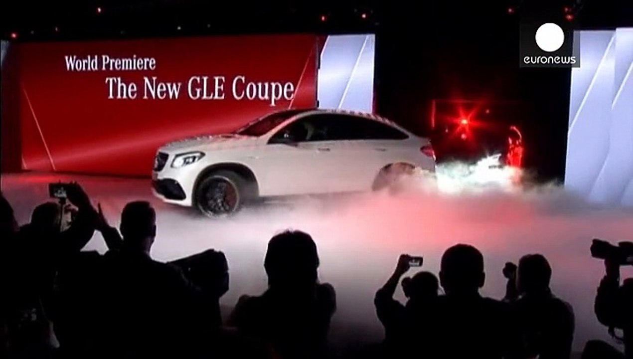 Detroit autoshow: luxusklasse euphorisch