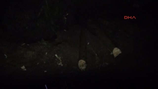 Zonguldak'ta Heyelandan Bir Ev Hasar Gördü, Yol Ulaşıma Kapandı