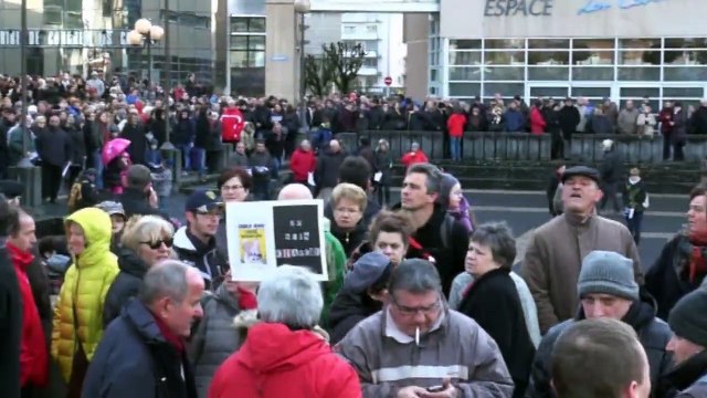Je Suis Charlie Rassemblement à Aurillac cantal