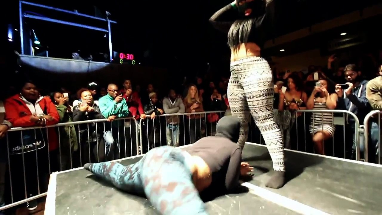 UK Twerking Championships 2013_ Duo's Competition - video Dailymotion
