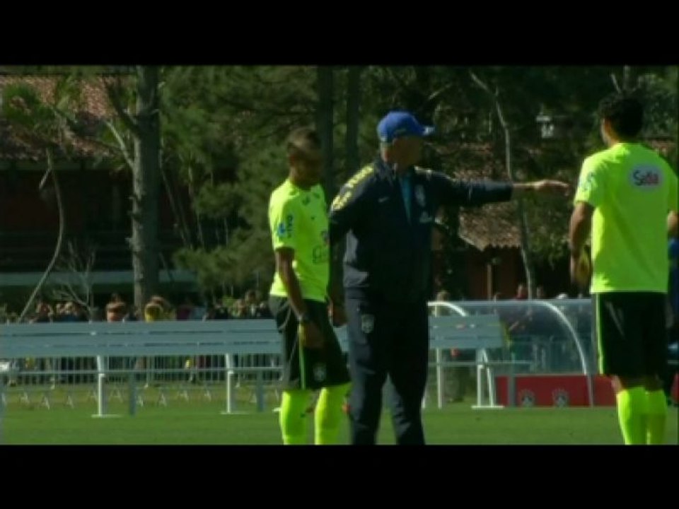 FOOT - CM - BRE : Scolari limogé