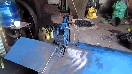 Chuyên sản xuất máy bẻ đai sắt xây dựng