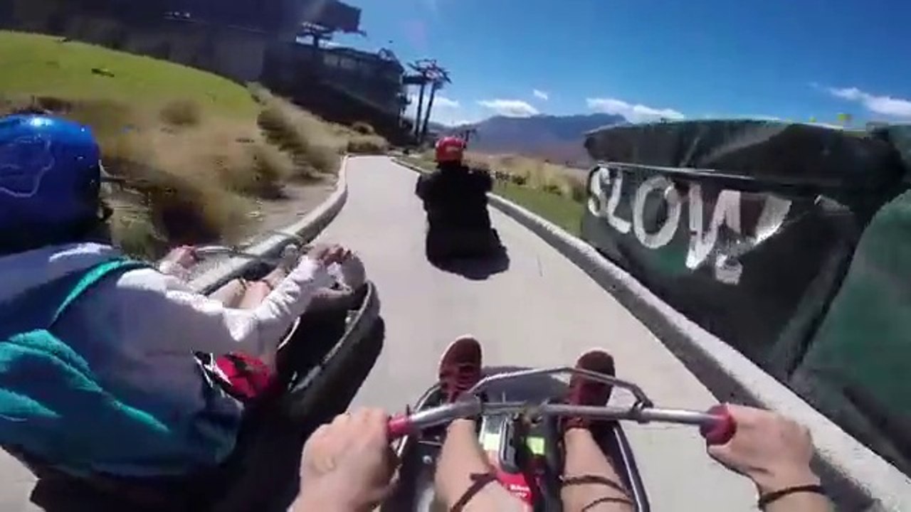 Descente en luge filmée à la GoPro