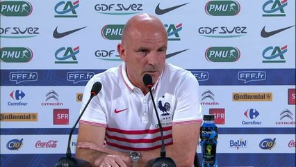 FOOT - BLEUS - Stéphan : Evra, «respecté et écouté»