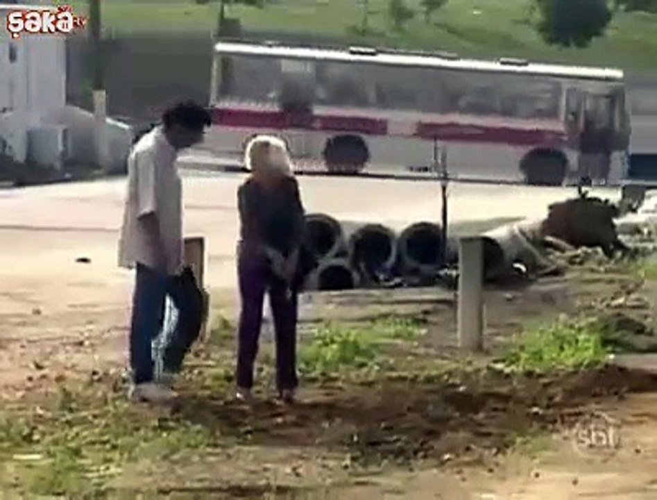 Bu Şaka Adamı Kalpten Götürür