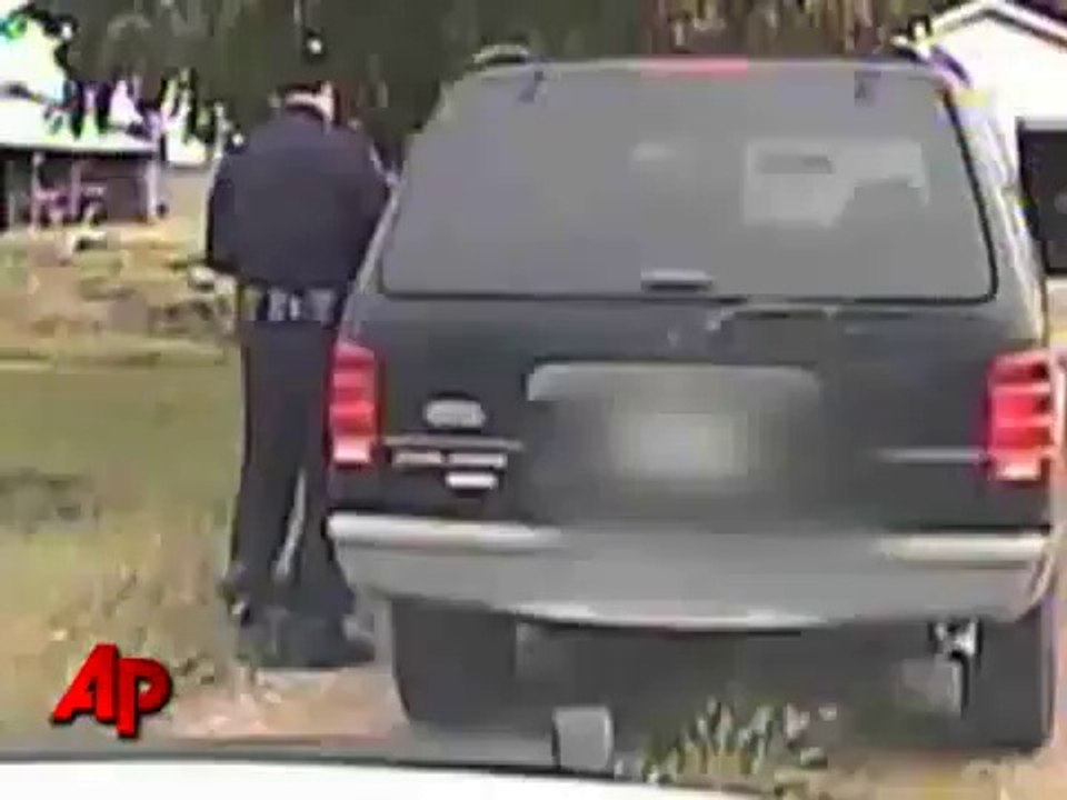 Raw Video_ Policeman Vs. Kitty
