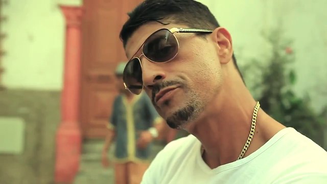 DEMI PORTION - DEMI PARRAIN ( clip # 4 )