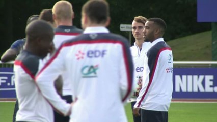 FOOT - BLEUS : La Roja inspire toujours le respect