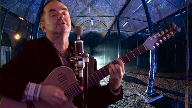 Winston K sings How Soon Is Now by The Smiths