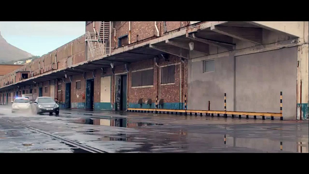 Adam & Eve DDB Londres pour Volkswagen - voitures, «Made for real life, Chase» - septembre 2014