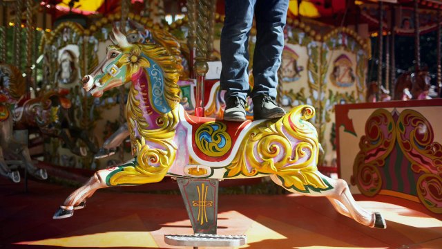 Abbott Mead Vickers BBDO (AMV BBDO) pour Eurostar - compagnie ferroviaire, Maybe - octobre 2013 - Londres en français