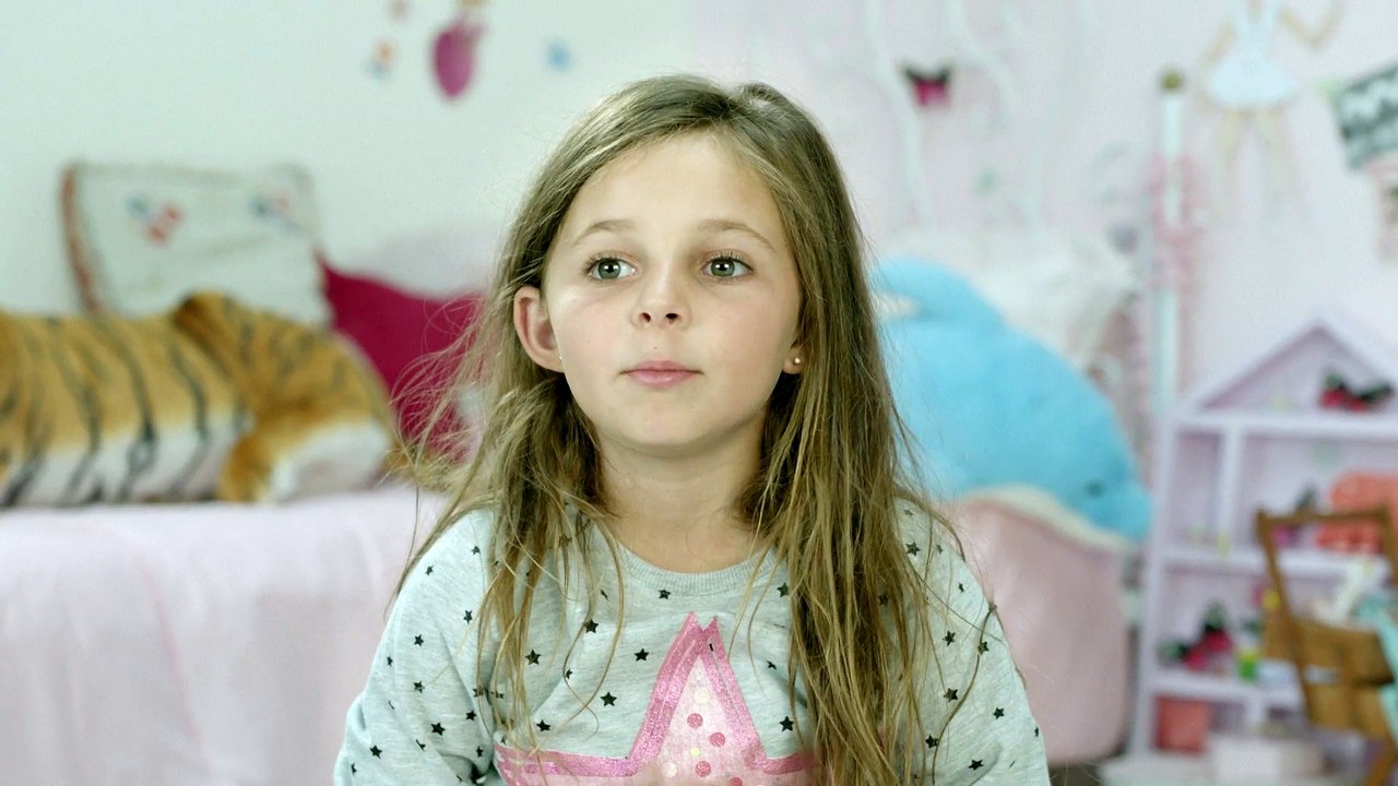 BETC, Havas Paris pour La Poste - services liés au courrier, «Une nouvelle idée de La Poste» - octobre 2014 - fillette poney