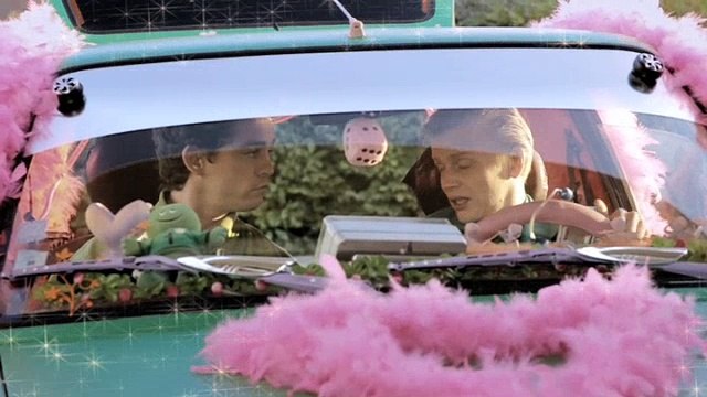 Cetelem (BNP Paribas) - organisme de crédit aux particuliers - novembre 2010 - La Love Car , What Else ?