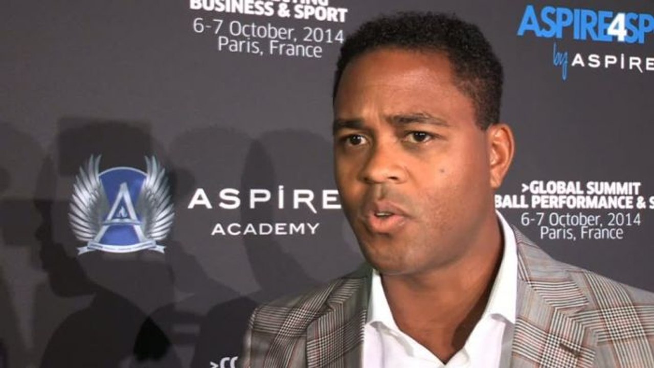 FOOT - ANG - MU : Kluivert ne doute pas de Van Gaal