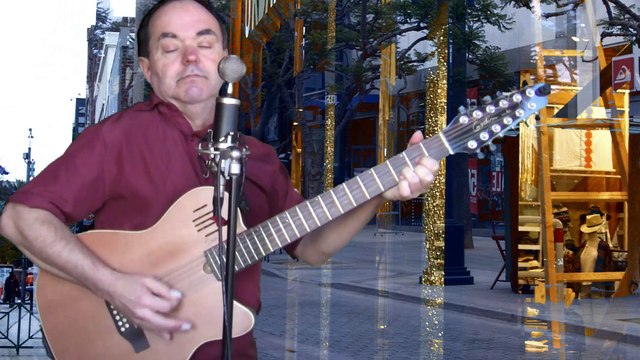 Winston K sings Don't You Forget About Me by Simple Minds