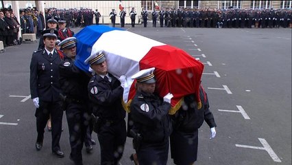L'hommage de la nation aux policers tués dans les attentats