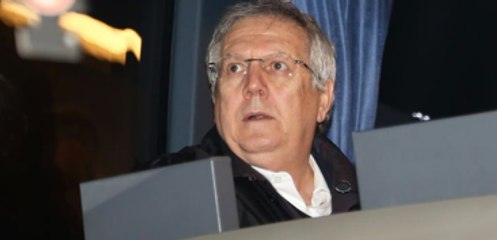 Aziz Yıldırım'ın Yargılandığı Dava Öncesinde Ts Taraftarlarına Polis Müdahalesi(1)