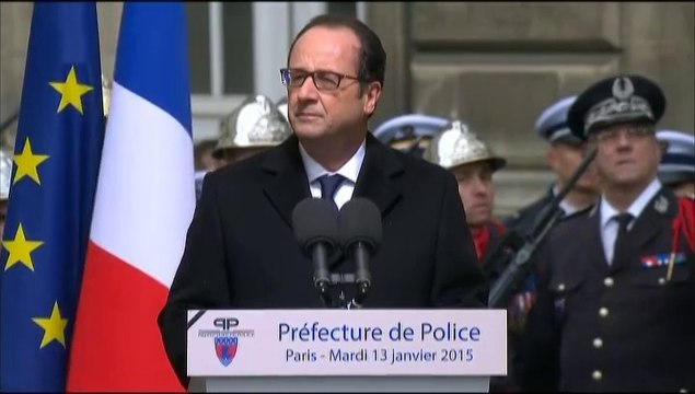 François Hollande : Ils sont morts pour que nous puissions vivre libres