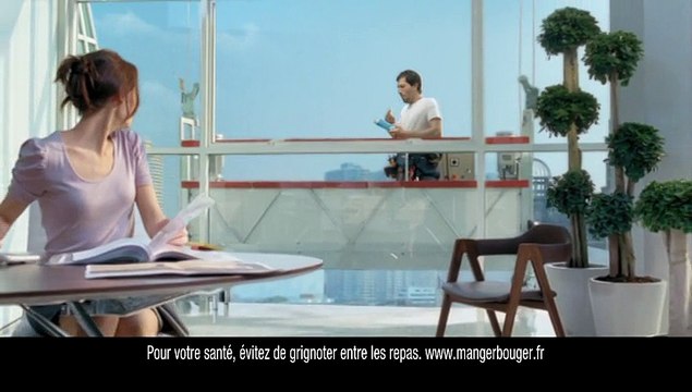 Caprice des Dieux - fromage En Cas de Caprice - avril 2010 - Building