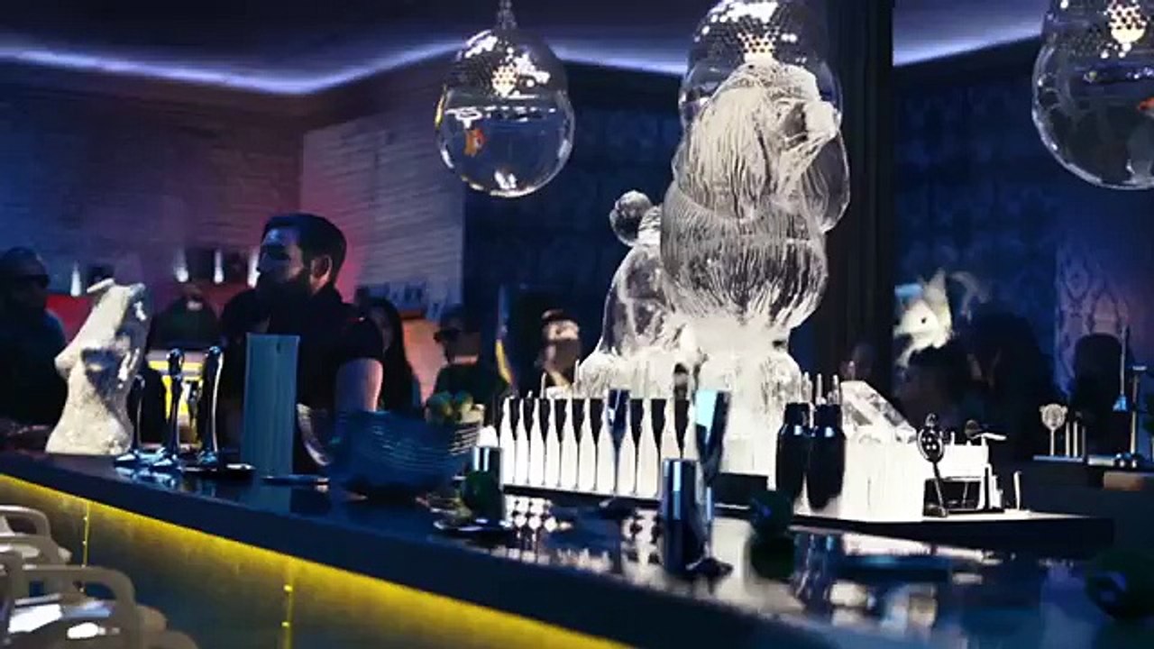 72 and Sunny Amsterdam pour Smirnoff - vodka, «Filter the unnecessary. Keep the good stuff.» - septembre 2014