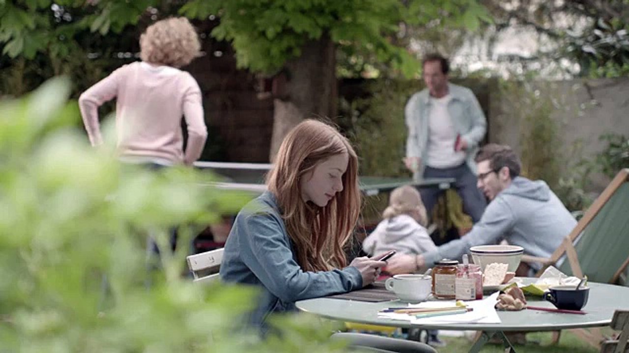 Bouygues Télécom - opérateur téléphonie, télévision, Internet, "Les Dumas" - août 2012 - Les Dumas et les portables