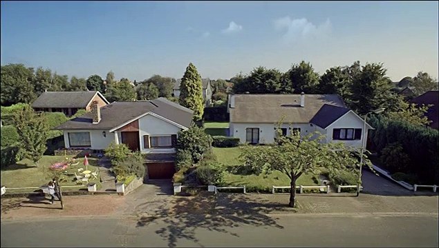 Conforama - mobilier - août 2009 - Mes chers voisins , Bien chez soi, bien moins cher.