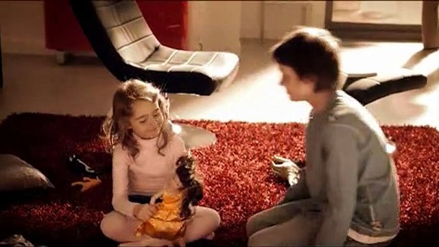 Conforama - meubles de la gamme ConfoScoop - février 2011 - Palindrome publicitaire , youtube.com/user/confoscoop