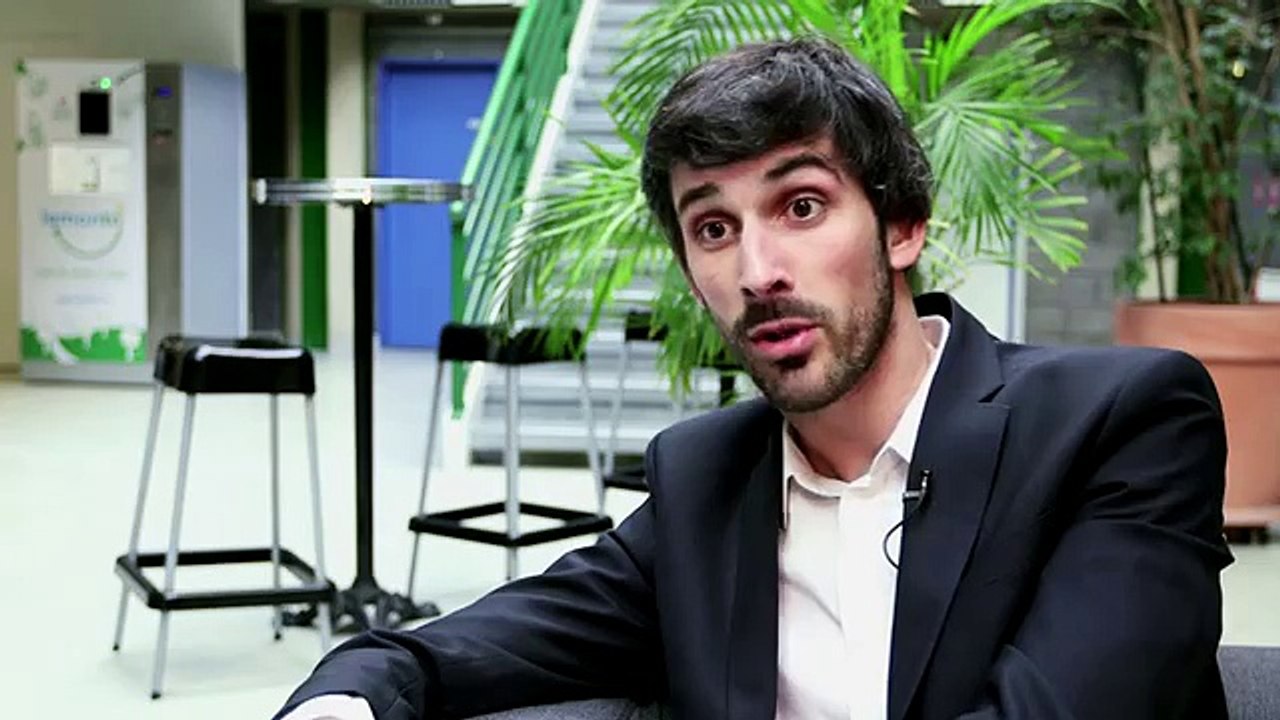 Chic Types - vêtements et accessoires Chictypes.com, "Miroir connecté ChicConnect" - avril 2014