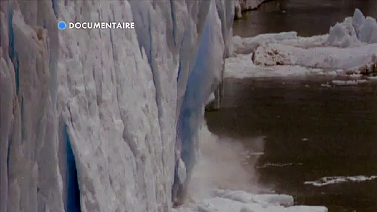 Canalsat - télévision par satellite - octobre 2010 - "Canalsat à la demande et Guide des programmes personnalisé", "Vague"