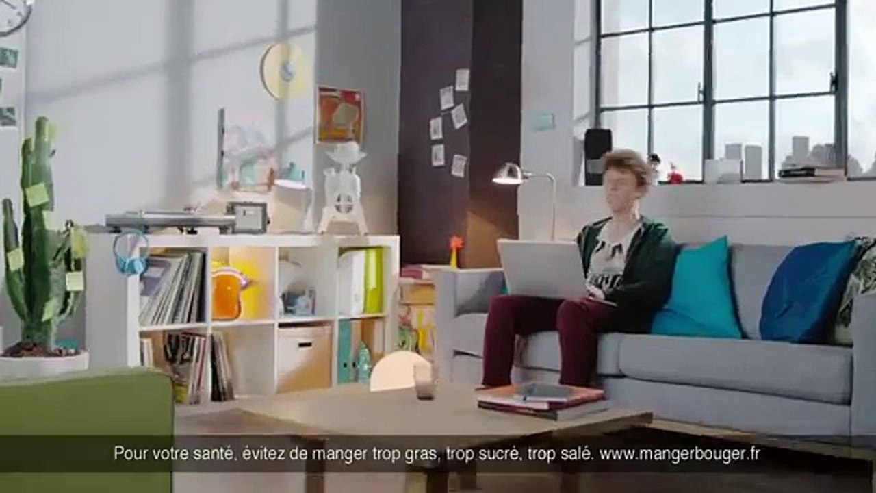 Crunch (Nestlé) - chocolat, "Super Social Movie, avec Norman" - février 2013