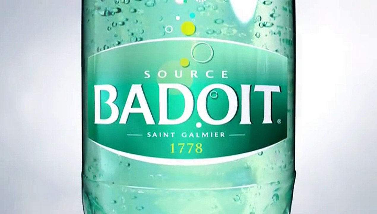 Badoit (Danone Eaux France) - eau pétillante - mai 2010 - "Badoit, buvez de la joie", Badoit vert