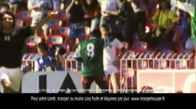 Coca-Cola - soda - mars 2010 - Célébration des buts , avec Roger Milla