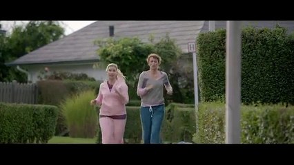 Being pour Schneider Electric - produit de gestion de l'électricité Wiser, "Une famille bien allumée" - janvier 2014 - des économies au poil