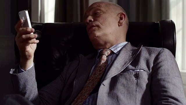 Apple - téléphone mobile iPhone, Busy day, avec Martin Scorcese - juillet 2012 - Life, avec John Malkovich