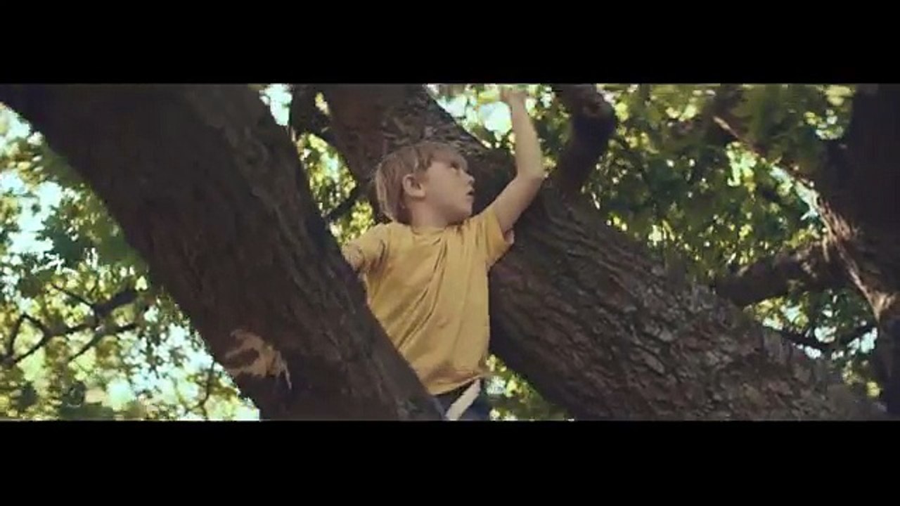 Bartle Bogle Hegarty (BBH) pour St John Ambulance - ambulances, "Save the boy" - septembre 2013