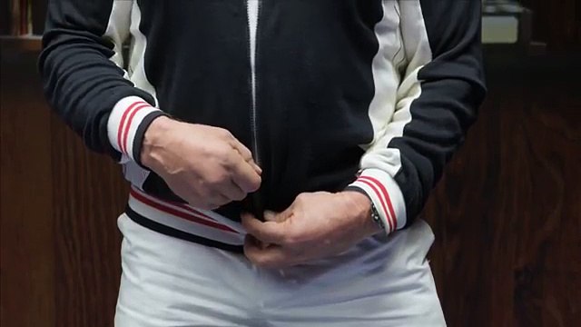 BBDO New York pour Bud Light - bière, The perfect beer for whatever happens - janvier 2014 - teaser, arnold zipper