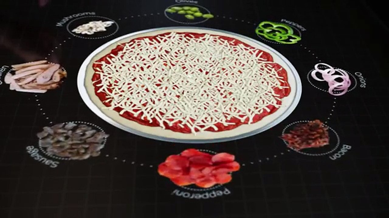 Chaotic Moon Studios pour Pizza Hut - pizzeria, "Interactive concept table" - mars 2014