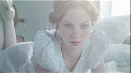 Cacharel - parfum Scarlett - novembre 2009