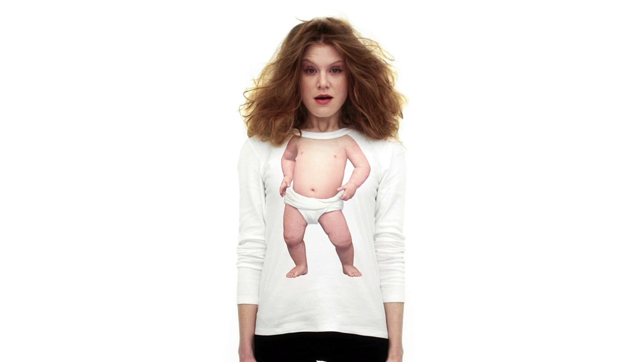Evian - eau minérale - avril 2011 - "Baby inside"