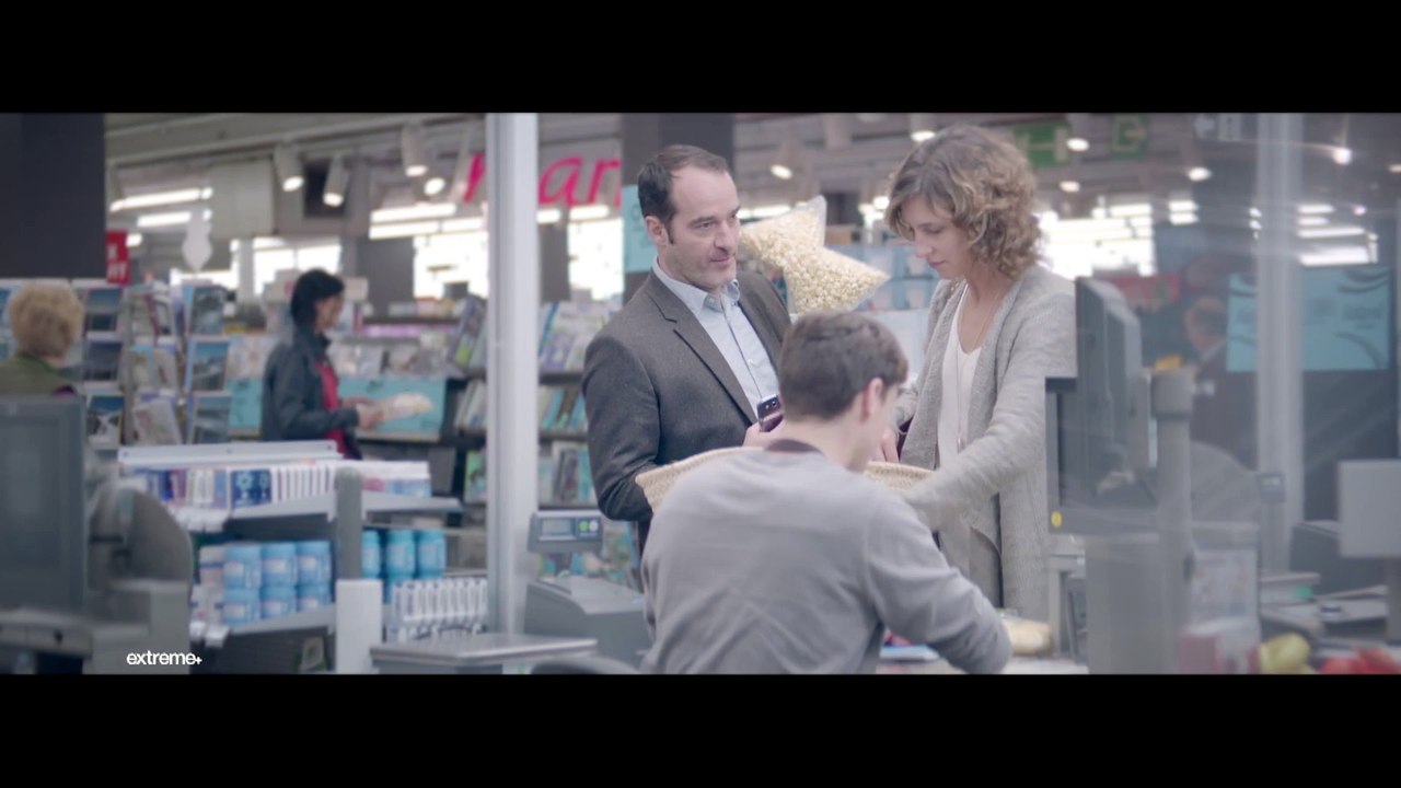 Extrême pour GIE des cartes bancaires CB - cartes de paiement, "Paiement sans contact, Poser, c'est payé" - janvier 2014 - supérette