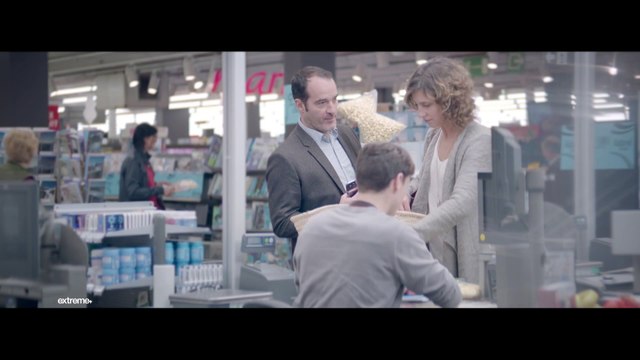 Extrême pour GIE des cartes bancaires CB - cartes de paiement, Paiement sans contact, Poser, c'est payé - janvier 2014 - supérette